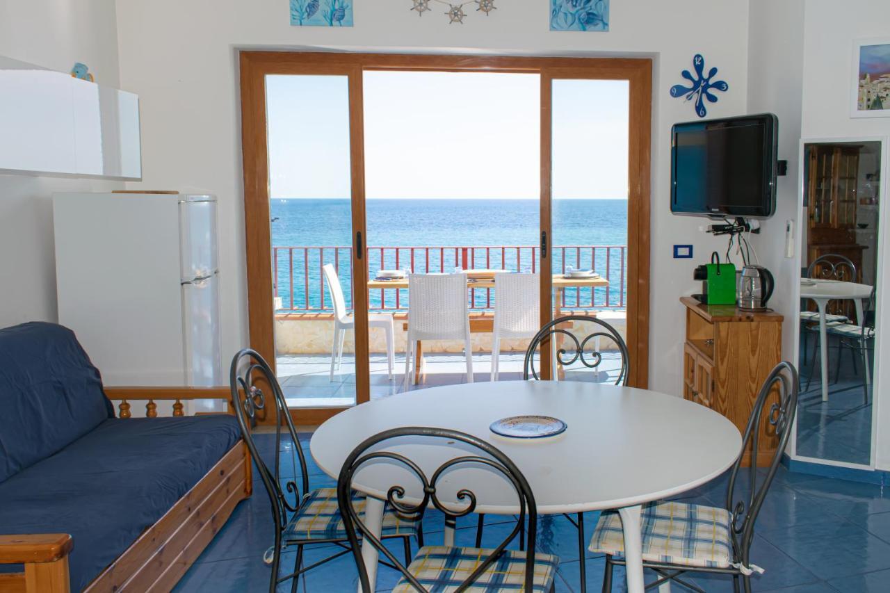 Beach House Acquamarina Letojanni Εξωτερικό φωτογραφία